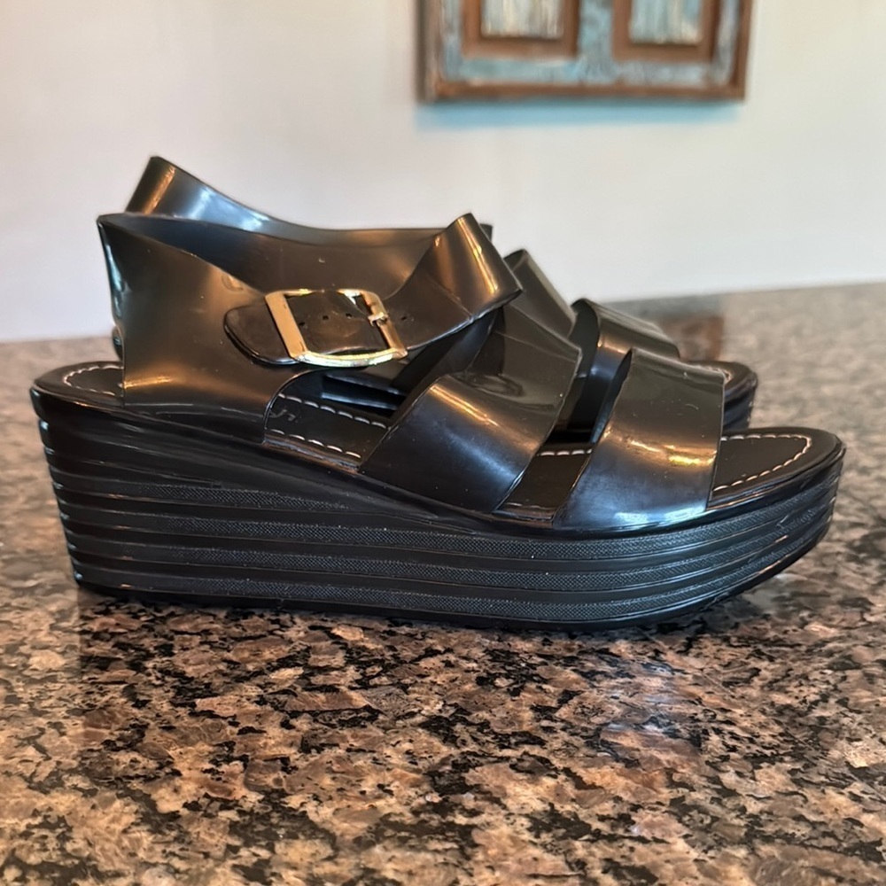 Refresh Black Platform Shoes with Chunky Sole NWOT 8.5